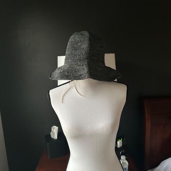 NWT Black Woven Packable Foldable Hat San Diego Hat Company Free People - - Picture 1 of 3